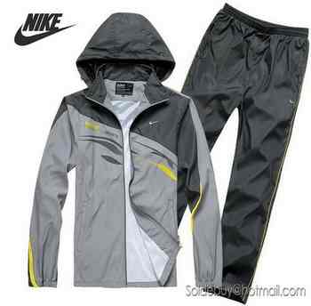 nouveau survetement nike